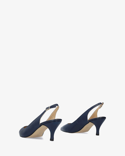 Slingback pump with pointed toe in navy blue leather