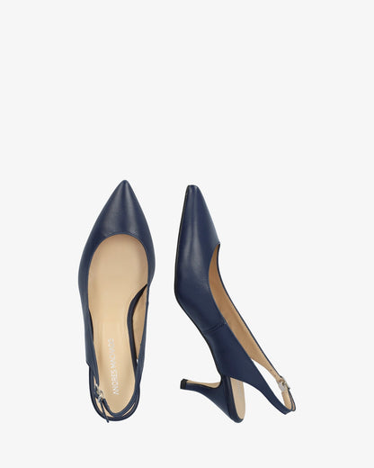 Slingback pump with pointed toe in navy blue leather