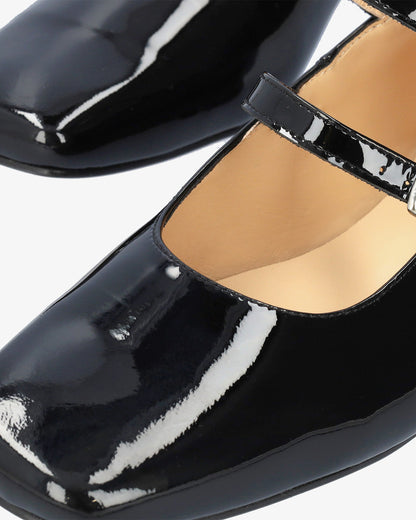 Bailarina plana en charol negro