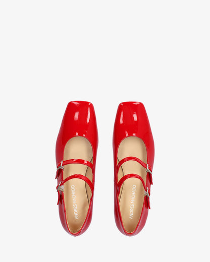 Bailarina plana en charol rojo