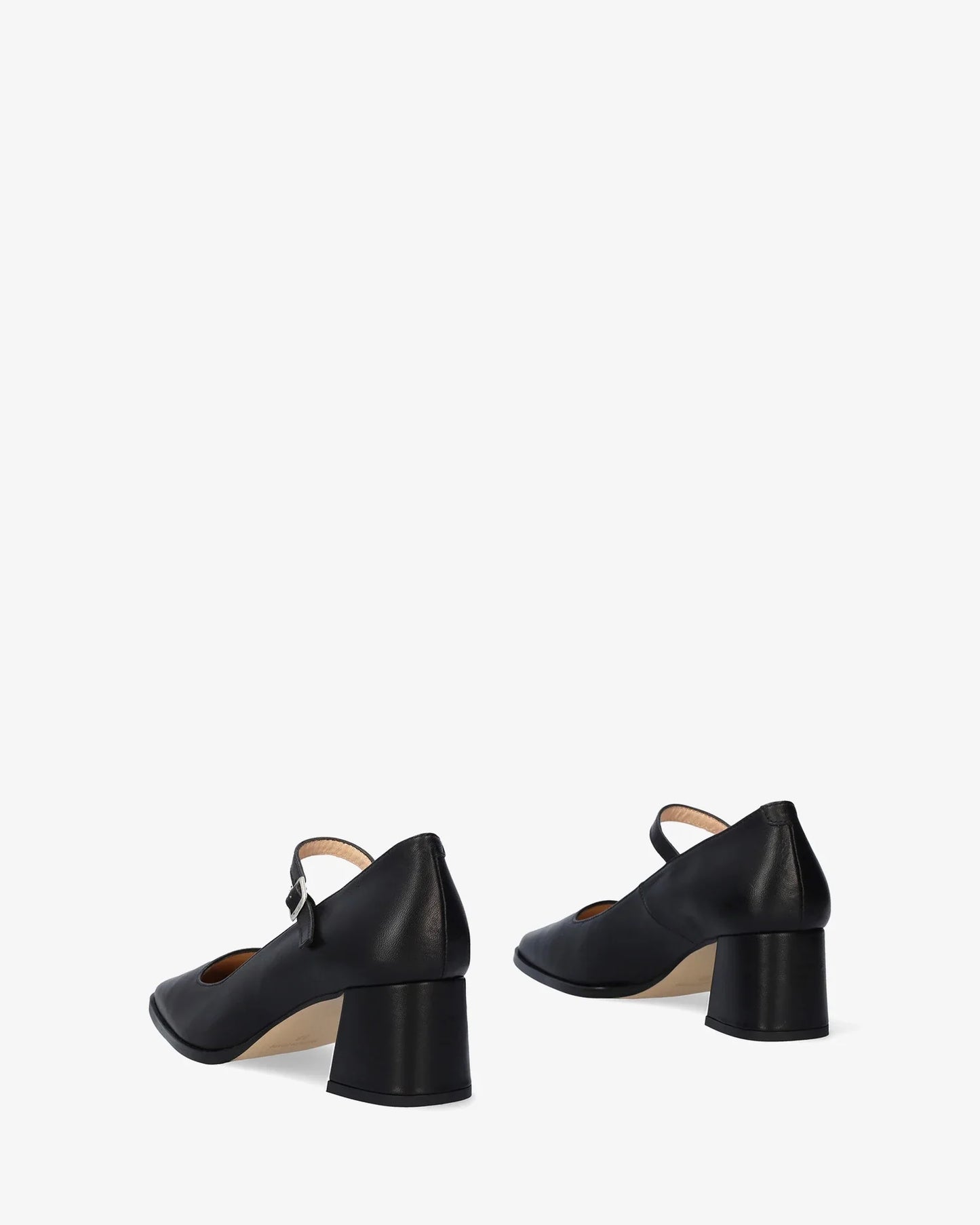 Mary Jane pump with black leather heel