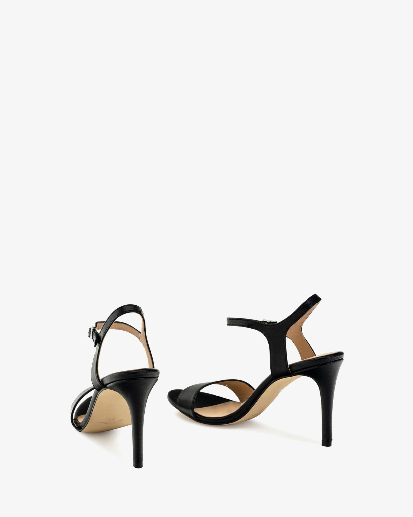 Sandalias de piel negro