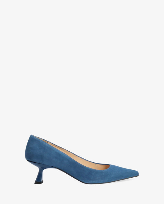 Navy blue suede heeled shoe