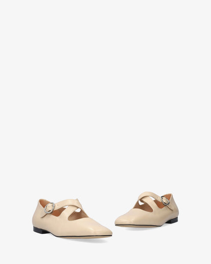 Ivory leather flat ballerina flat