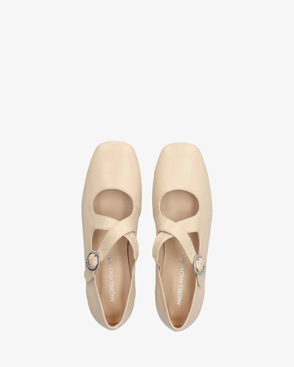 Ivory leather flat ballerina flat