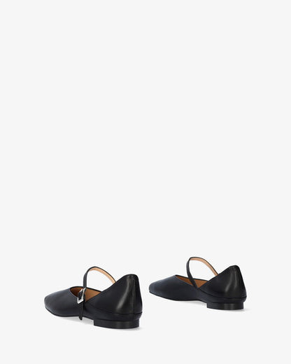 Black-skinned dancer