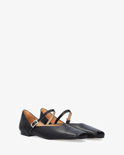 Black-skinned dancer