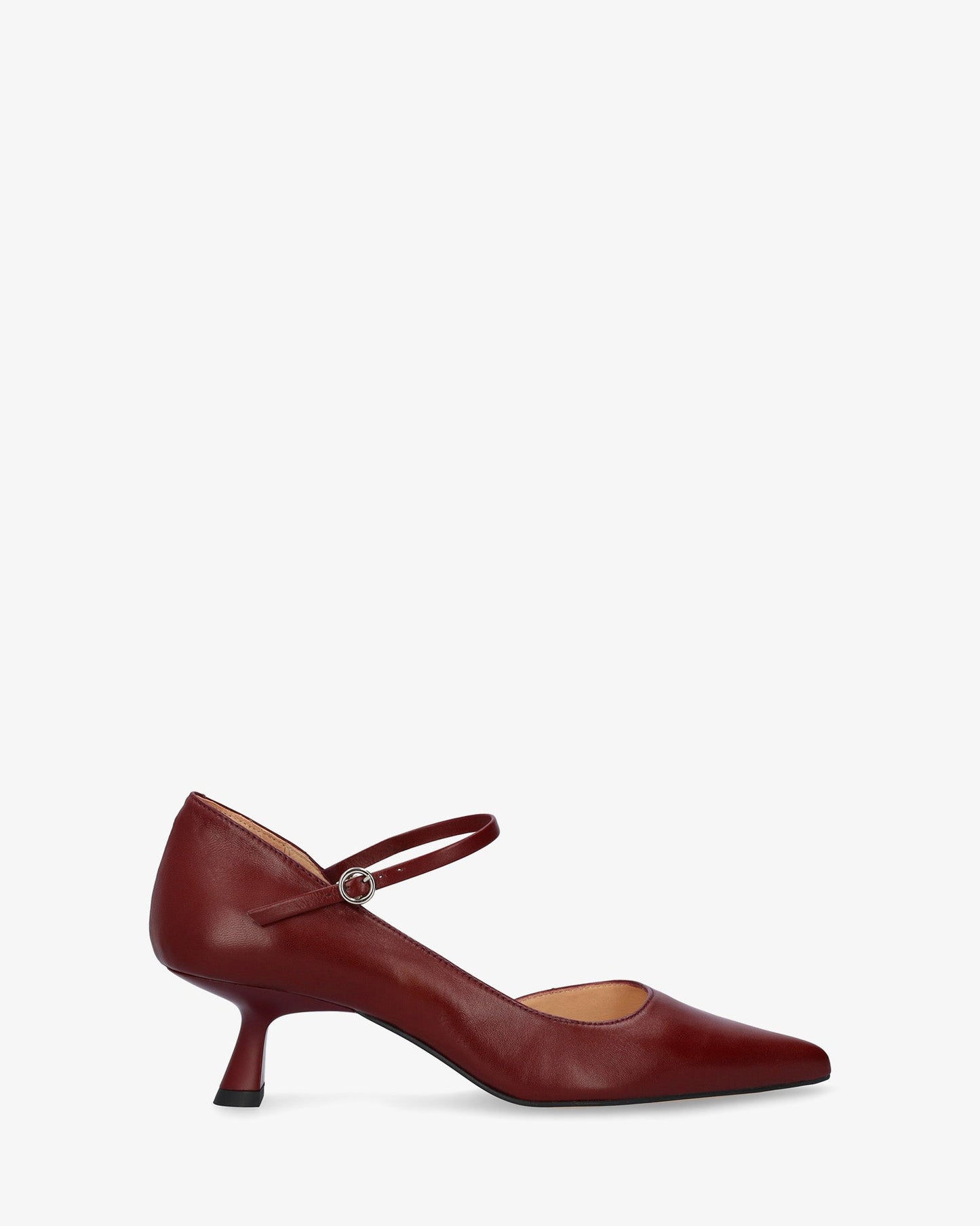 Burgundy leather pump