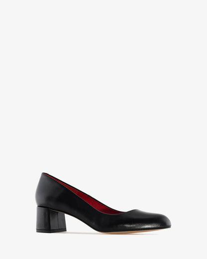 Black leather lounge