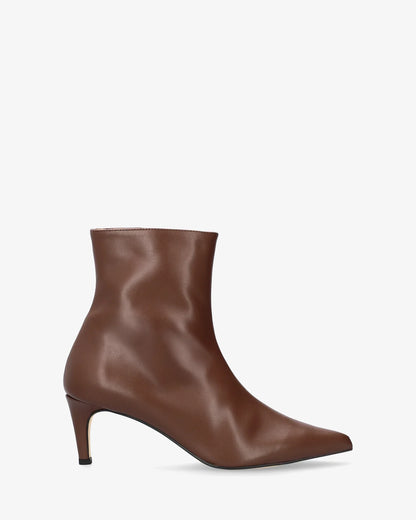 Brown leather ankle boot with heel