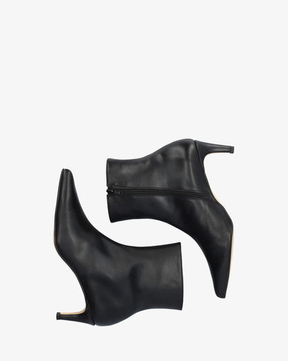 Botín con tacón de piel negro