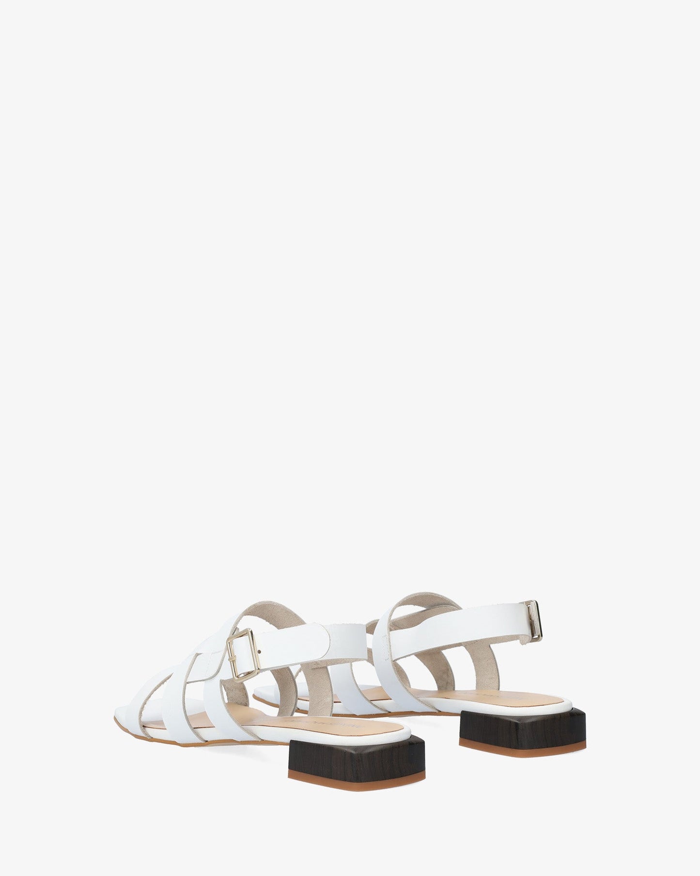 Sandalia plana en piel blanco