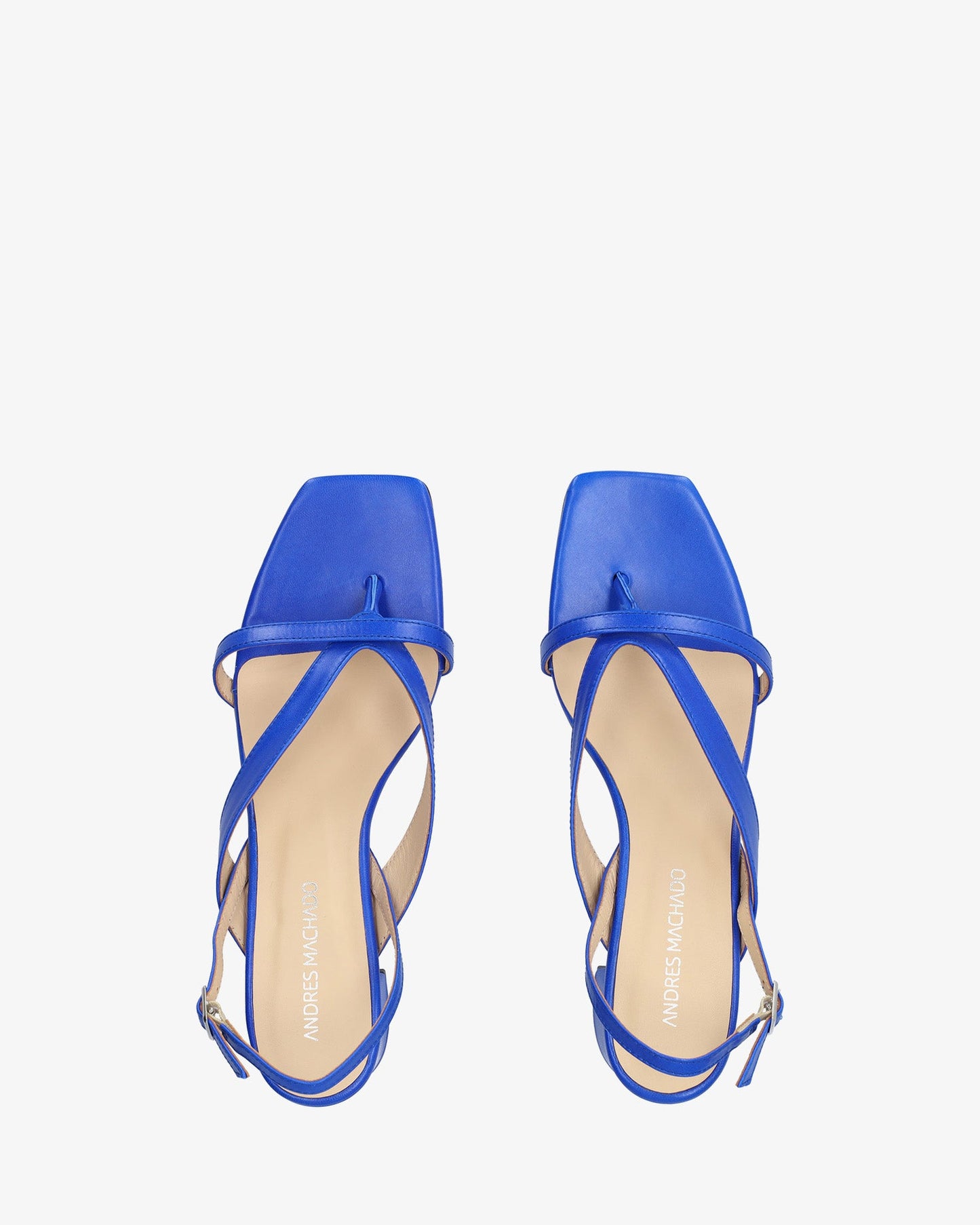 Sandalia con tacón en piel azul