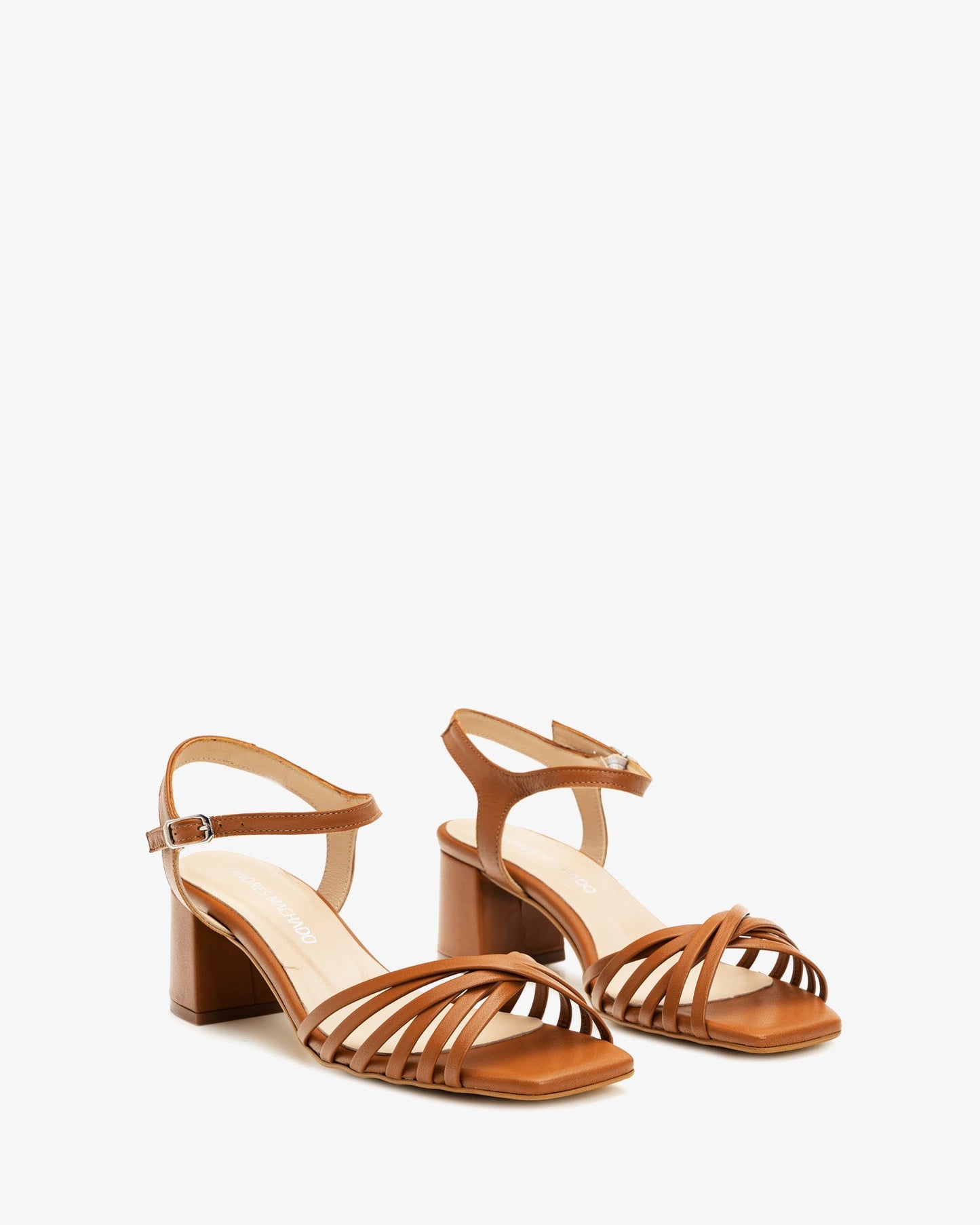 Sandalias tiras en piel de color cuero