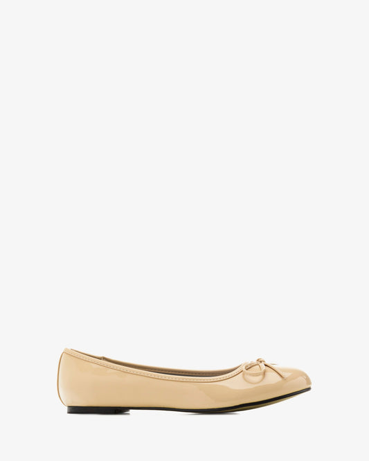 Bailarina clasica en charol beige